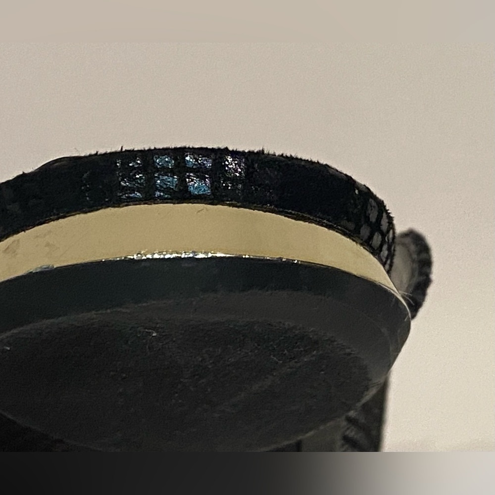 Alfani Women’s Serrise Faux Snake Skin Black Pointed
Toe Flat Mules Size 6.5M - Picture 12 of 13